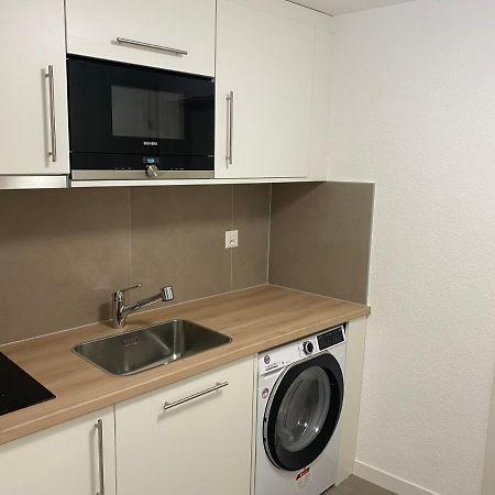 Apartamento Studio Neuf Meuble Et Equipe Pres D'Autoroute. Giez Exterior foto